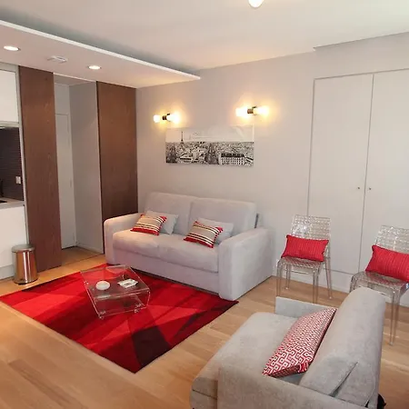 Apartment Centre Vendome 1